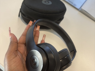 Beats Solo 2s