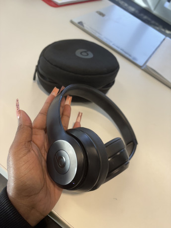 beats-solo-2s-big-0